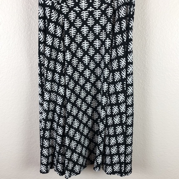 Old Navy Smocked Back Cami Dress White Black Print Sz M - Picture 3 of 9